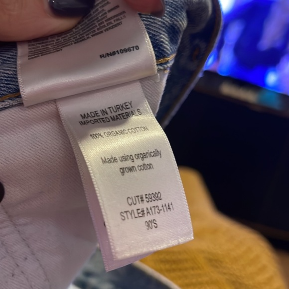 90'S CROP MID RISE STRAIGHT
IN REPLICA - Picture 4 of 4